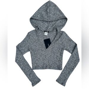 FASHION NOVA Women’s Gray Wanderlust Hoodie Crop Top Size: S